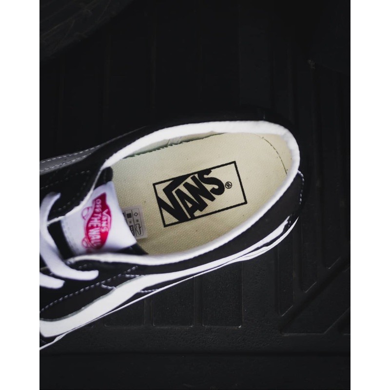 V4NS SK8-LOW CLASSIC BLACK WHITE ORIGINAL 100%