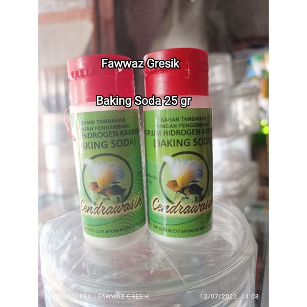 

Baking Soda Cap Cendrawasih 25gr / NATRIUM BIKARBONAT SODA KUE 25 gram