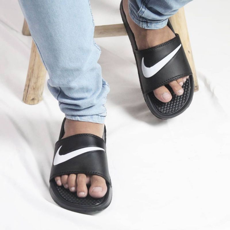 Sandal Slop Unisex Nike Ceklis Logo-3