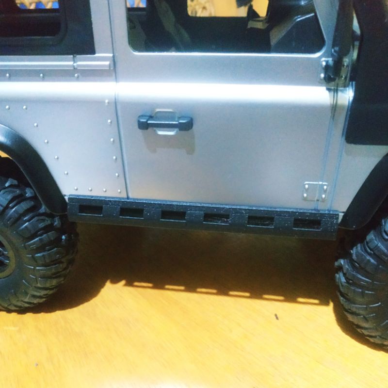 Body Kit Samping (106mm) PNP RC MN 90, 99, 99S ( tanpa baut, tinggal pasang )