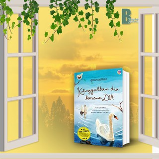 Buku Novel Kutinggalkan Dia Karena Dia By Duniajilbab Ririn Astutiningrum Shopee Indonesia