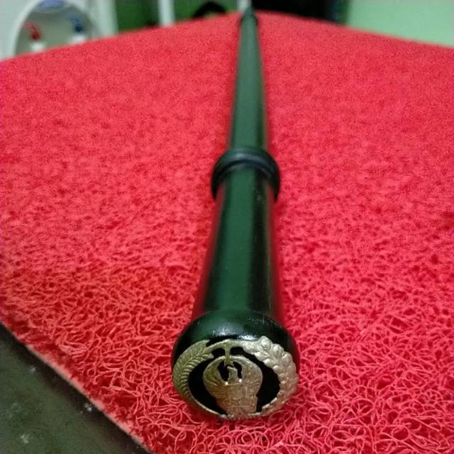 Tongkat komando kayu hitam