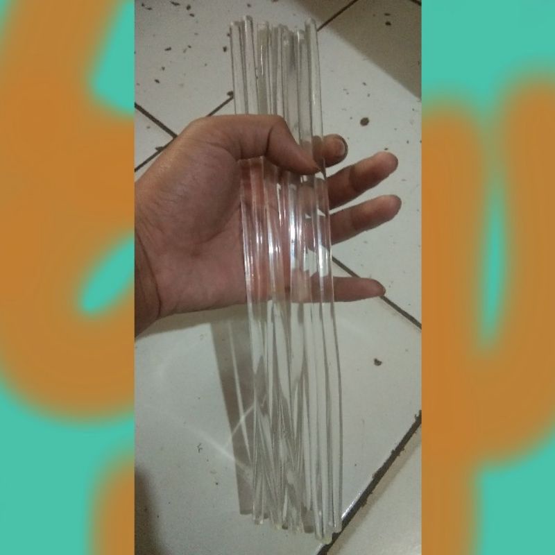 

ISI LEM TEMBAK PANJANG 30 CM
