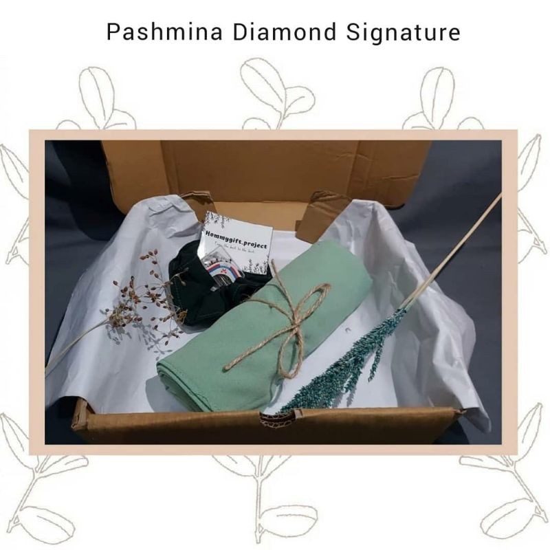 

PAKET HAMPERS DIAMOND SIGNATURE