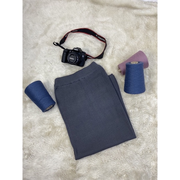 ROK SPAN RAJUT PREMIUM TEBAL KNIT KNITTED RAJUTAN SPAN ROK CARDIGAN ROK PANJANG WANITA /Rok span panjang/rok span rajut premium/rok span knitted/rok/rok wanita panjang/rok span hitam/rok plisket/rok plisket premium/rajut/cardigan/knit/knitted-DARK GREY