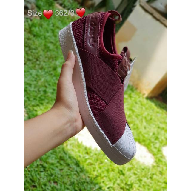 adidas slip on maroon