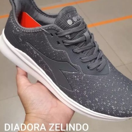 diadora zelindo white