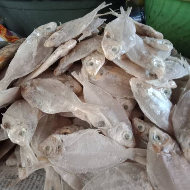 

Ikan asin pirik madu 500gram
