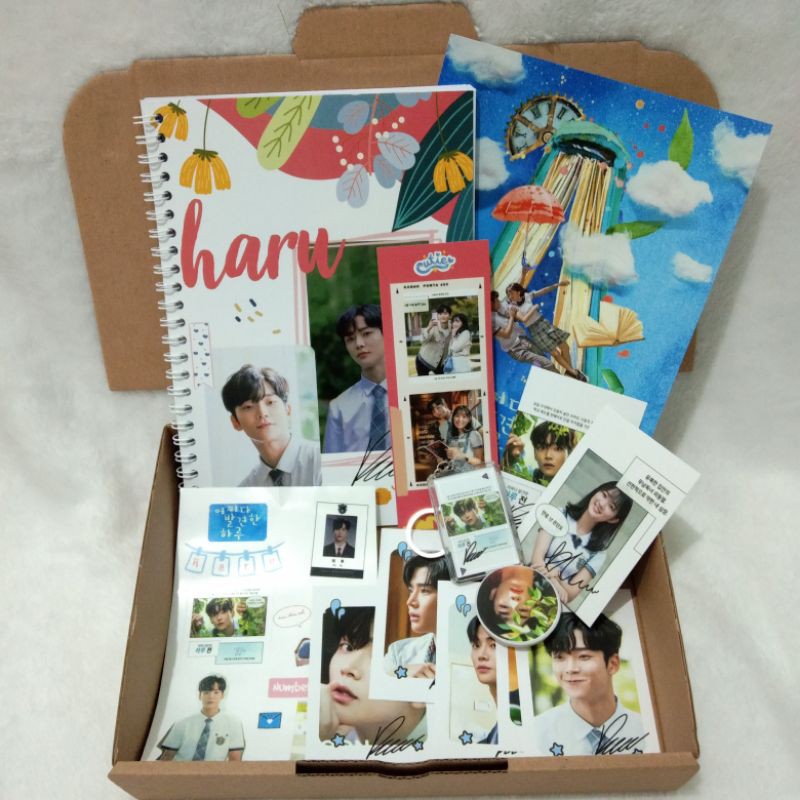 EXTRAORDINARY YOU FANKIT (HARU DAN BAEKKYUNG)