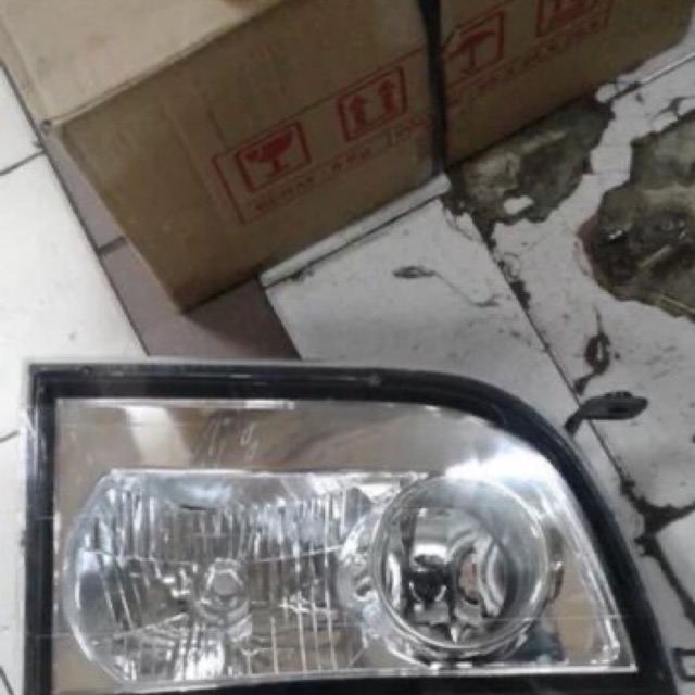 Headlamp - Lampu Depan Isuzu Elf New