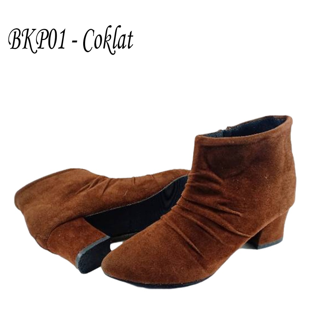 EMYE BKP01 Sepatu Heels Boots Wanita 5cm Bahan Beludru Lembut Terbaru 2021