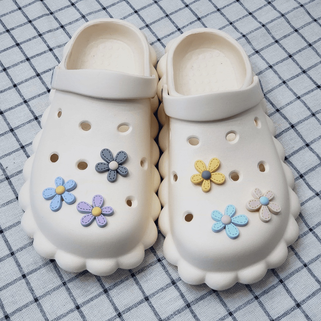 ✨shinyDIY✨Crocs jibbitz: aksesori cantik untuk sepatumu❤️6 Pcs Aksesoris Sepatu Bentuk Kartun Winnie the Pooh-croc jibz croc