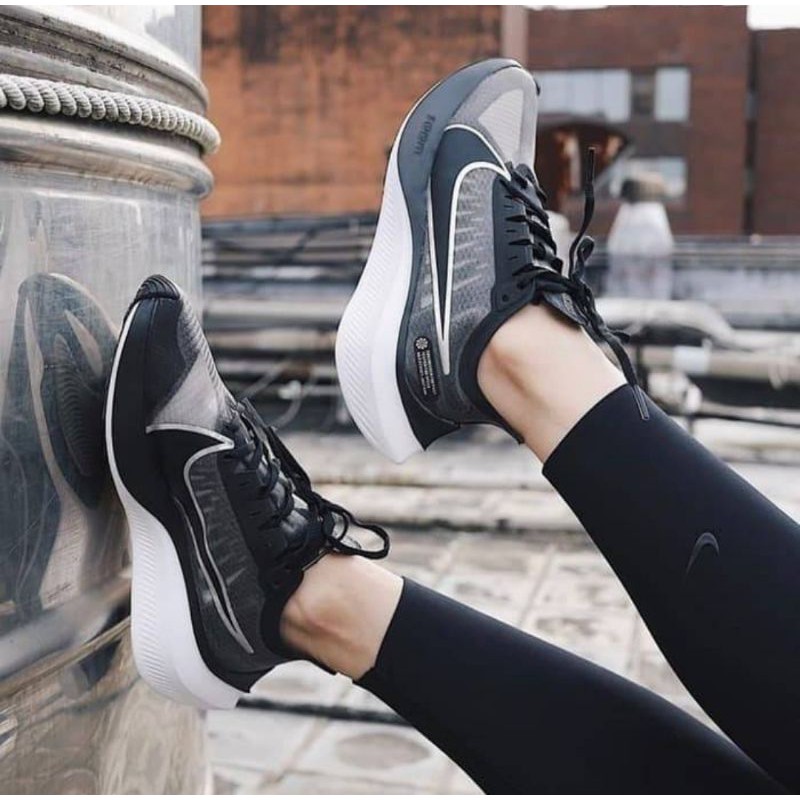 nike zoom fly gravity