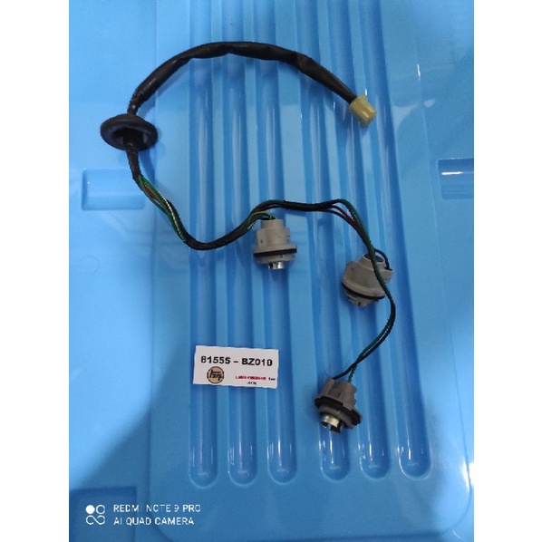 kabel lampu stop atau lampu belakang avanza 2004-2009