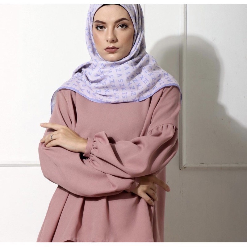 PRELOVED JILBAB VIVI ZUBEDI X ZASKIA SUNGKAR