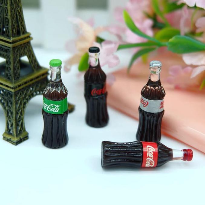 

Miniatur botol coca cola