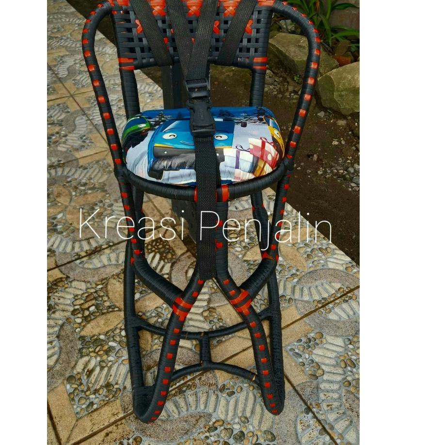 Barang Pilihan.. SPESIAL EDISI WARNA HITAM KURSI BONCENGAN ANAK MOTOR MATIC ROTAN / KURSI BONCENGAN 