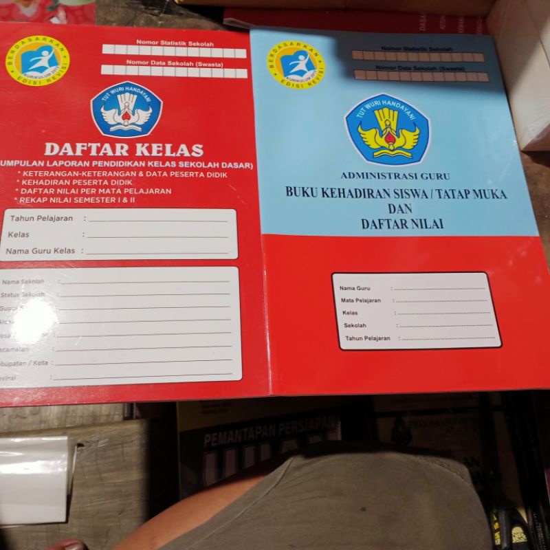 buku daftar kelas & kehadiran siswa (absen)