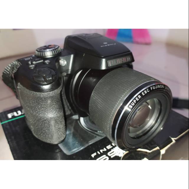 Fujifilm S9800 Prosumer