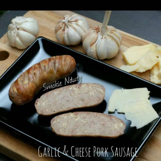 

Sosis Babi Cheese Garlic / Cheese Garlic Pork Sausage