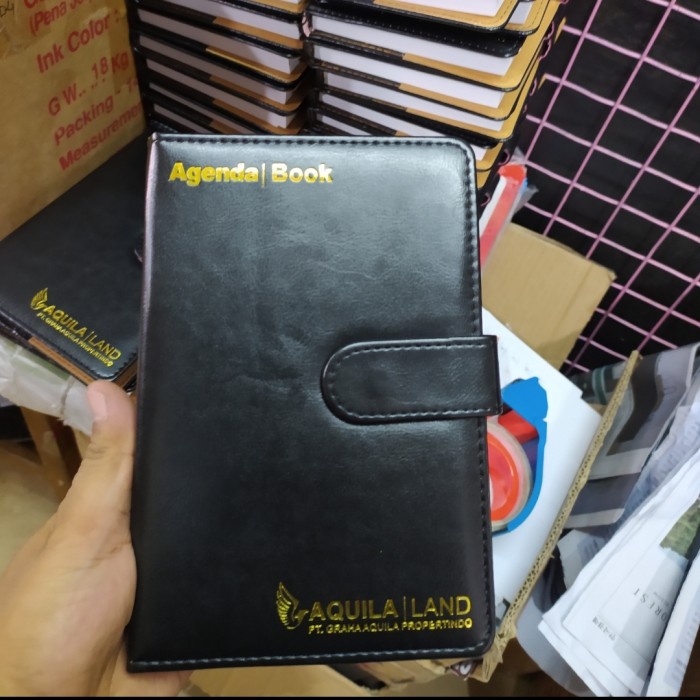 

[RESTOCK] buku agenda cover hitam A5 + polli emas
