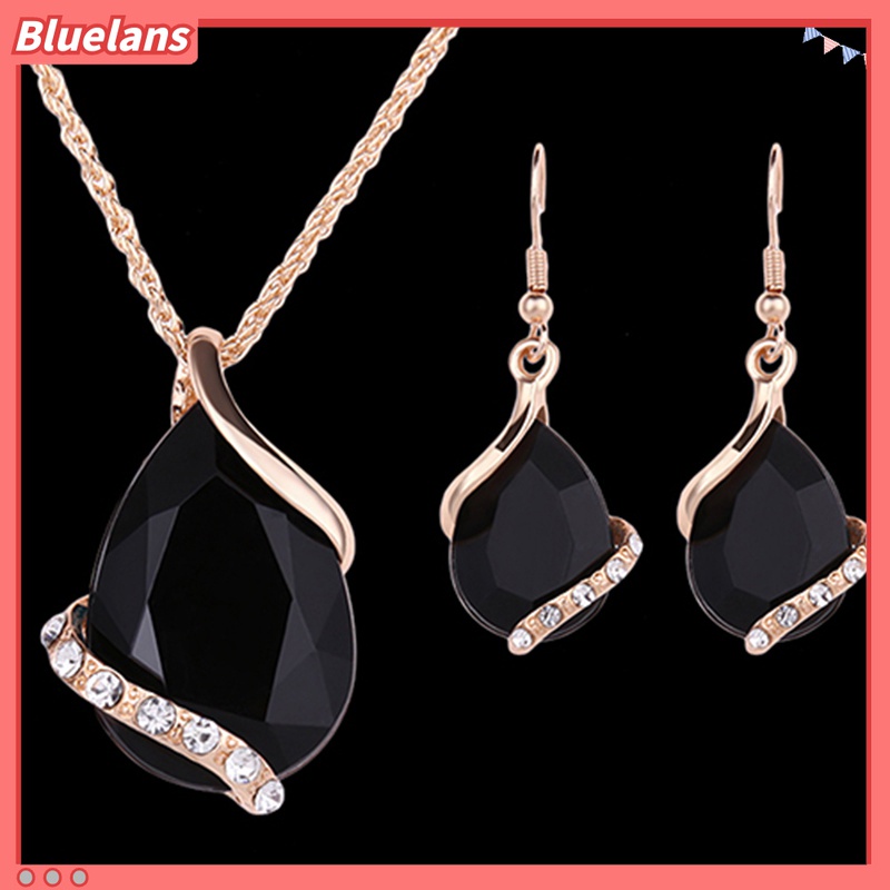 1 Set Kalung Rantai Choker Kristal Berlian Imitasi Berkilau Untuk Wanita