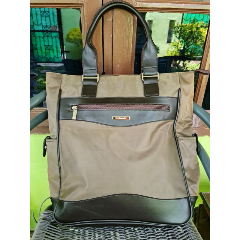 tas preloved guy laroche