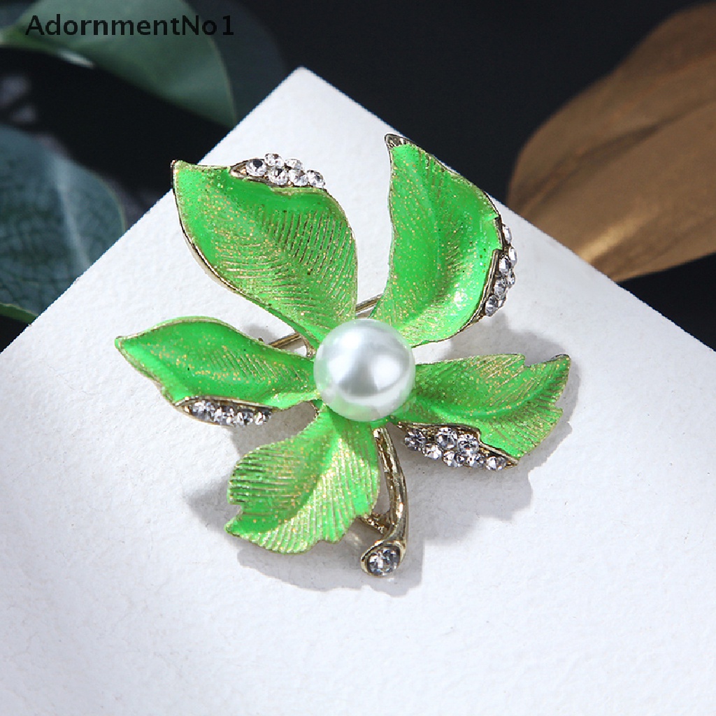 (AdornmentNo1) Bros Pin Desain Daun Maple Hias Mutiara Aksesoris Wanita