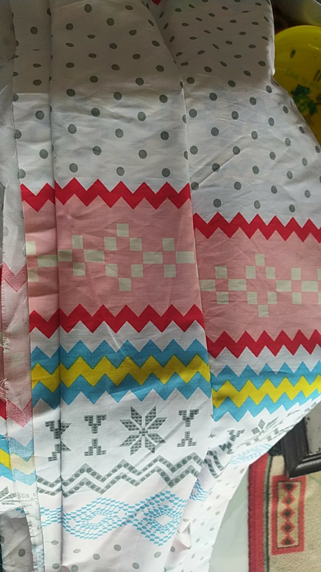 Bahan Kain Sprei Meteran Katun Lokal Motif Garis Tribal Colorful Rhapsody