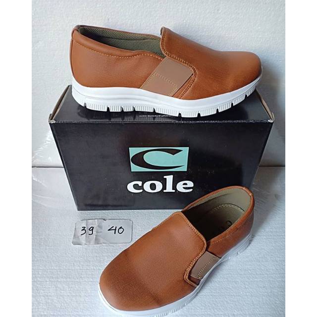Sepatu Cole