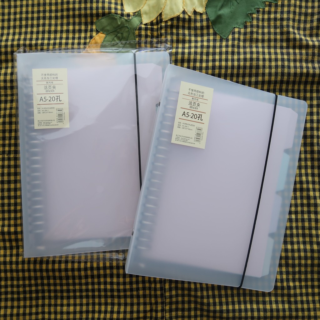 

Binder A5 Wengu Transparan