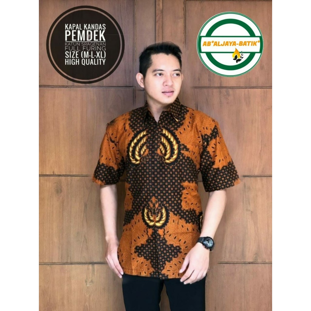 KAPAL KANDAS ALJAYA KEMEJA BATIK SOLO PRIA LENGAN PENDEK PANJANG LAPIS FURING ATASAN PREMIUM MODERN KATUN HALUS KEMBANG SAJEN HUTAMA MADUKORO MLIWIS KUNING BANGAU LEMON MERAK UNIK PEKSI BIRU  PUNAKAWAN BAUREKSA RAJASWA DANURDARA WISANGGENI PERWIRA MAHESA