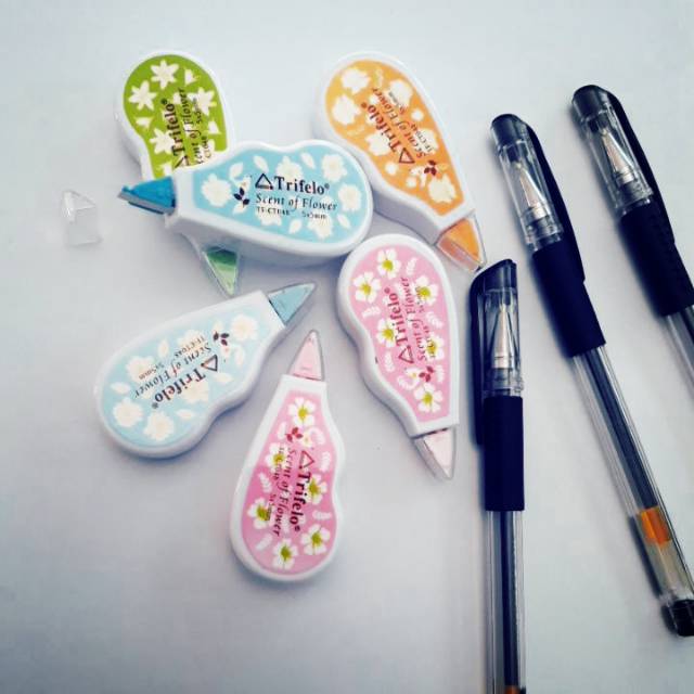 

Correction tape / Tip-X Kertas / Penghapus