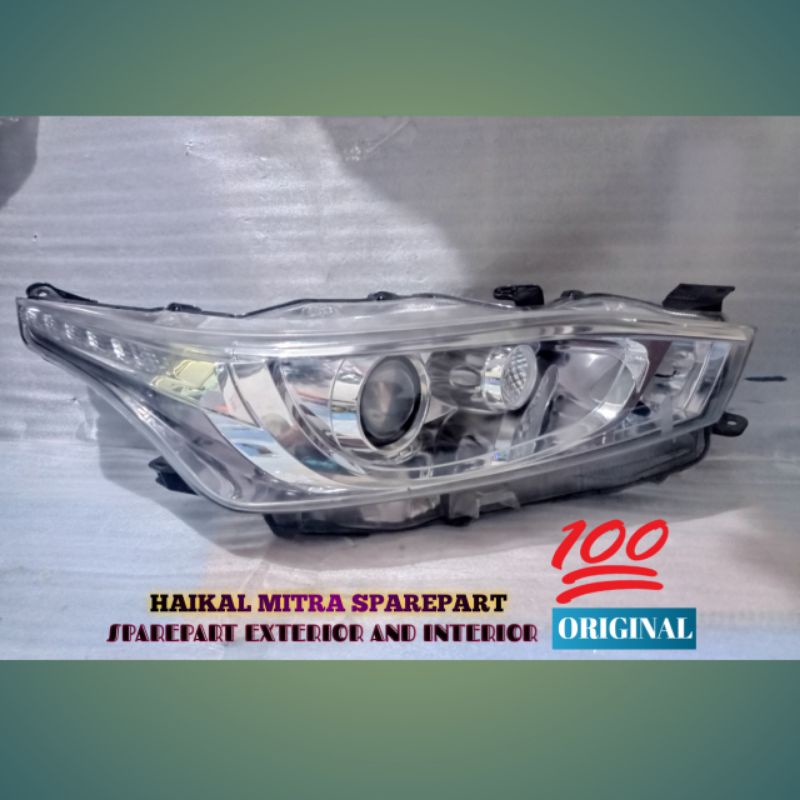 Headlamp Toyota Yaris 2015 2016 original