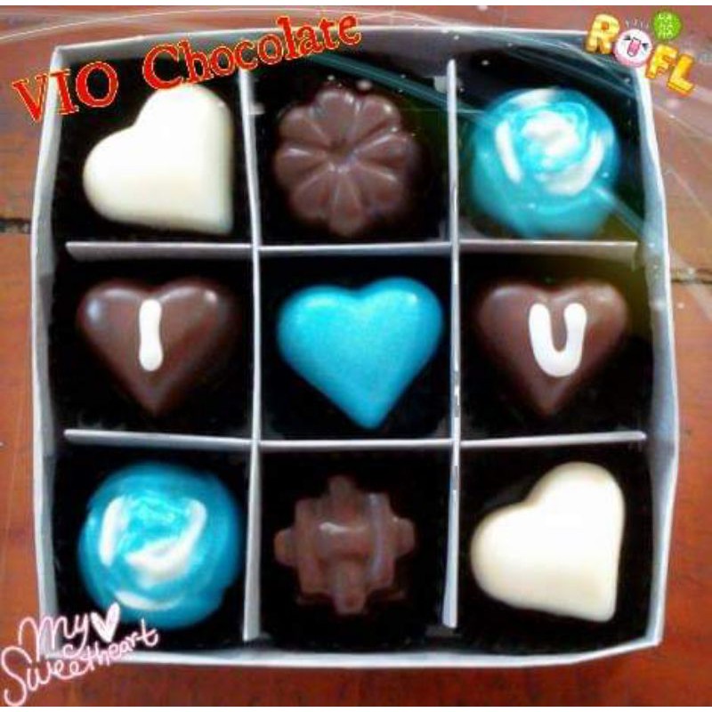 

vio.chocolate coklat praline isi 9 sekat 3x3 / coklat custom, coklat valentine