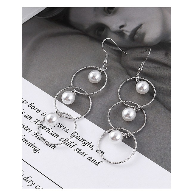 LRC Anting Tusuk Fashion Silver Plated Gold Circle Cutout Earrings Y62321