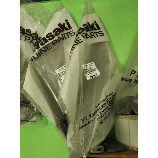 COWLING INNER SIRIP FAIRING NINJA RR NEW