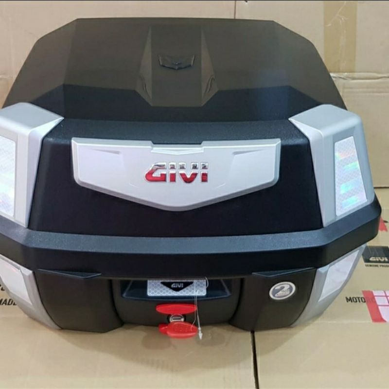 BOX TOP GIVI B42N NEW MOTOR/ TOP BOX GIVI B42N NEW MONOLOCK