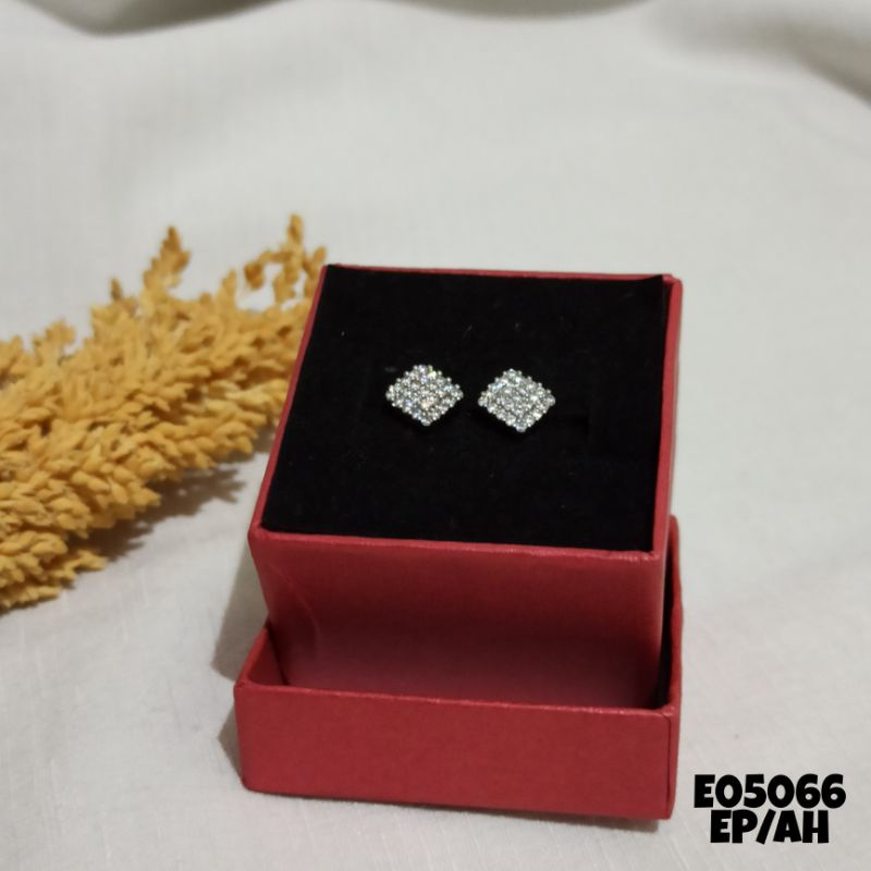 Anting Tindik Meilyn Zircon Warna Silver E05066 E05083