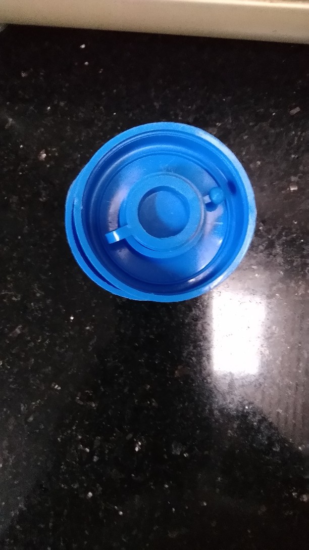 Tutup Galon Biru Anti Tumpah Praktis Efisien