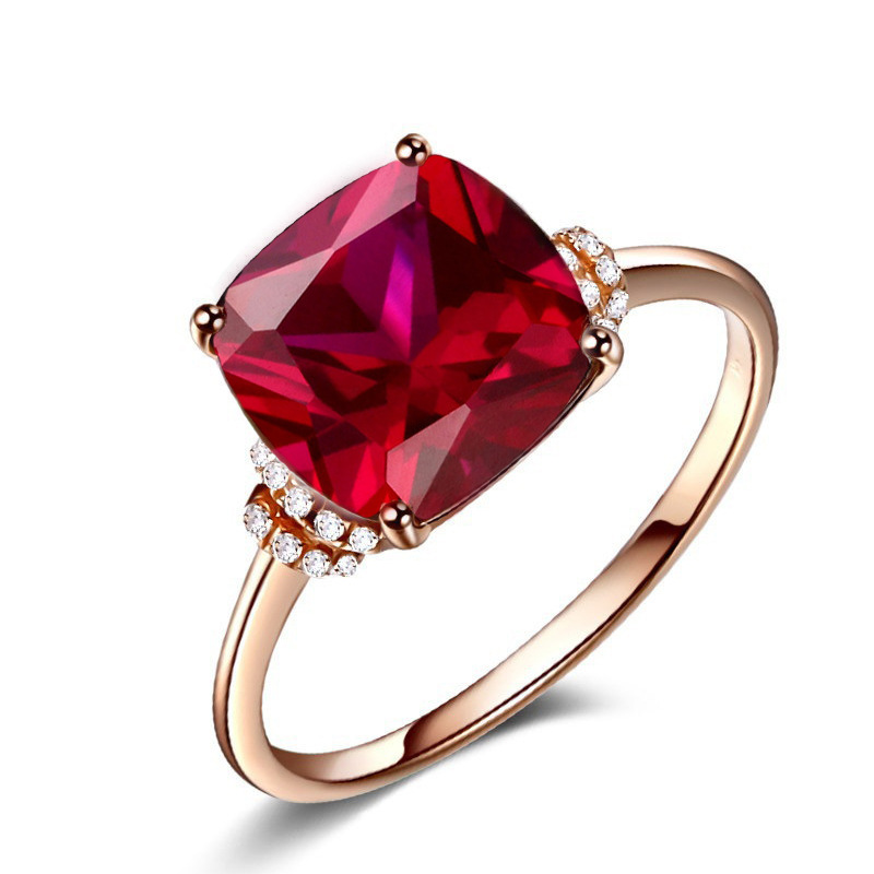 Cincin Rose Gold 18k Simple Dengan Emerald Untuk Wanita