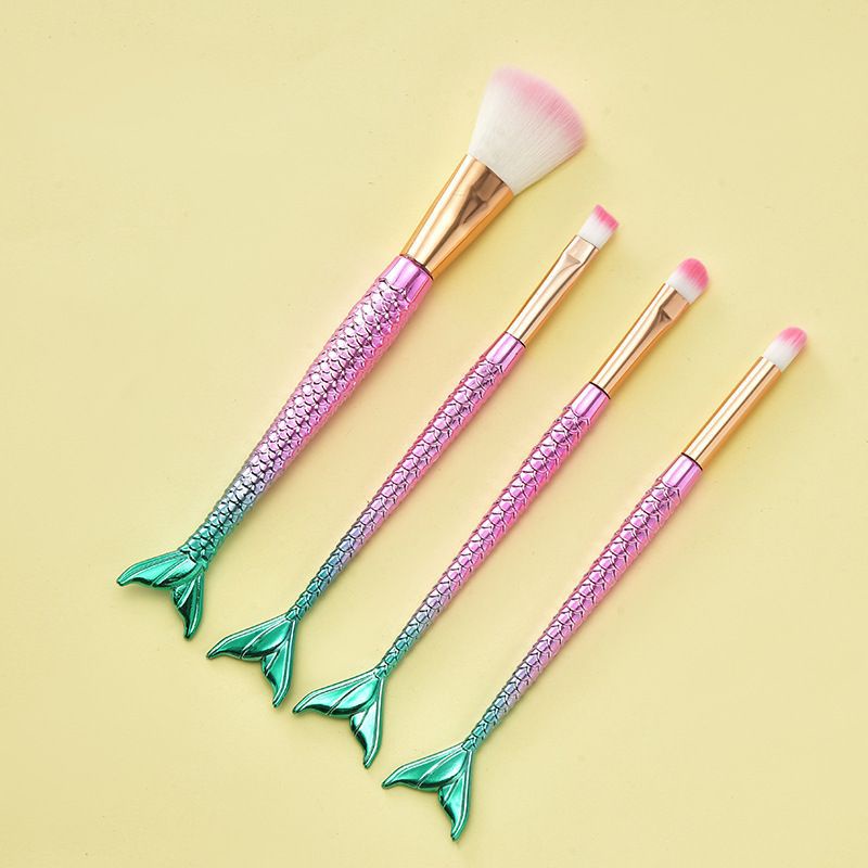 KUAS MAKE UP 4PCS MAKE UP BRUSH SUPER CUTE COLORFUL REAL PICTURE READY COD SUPER CANTIK