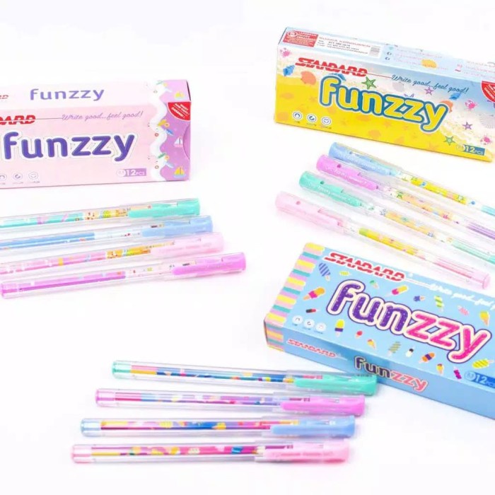 

Update Standard Pen Pulpen Funzzy Isi 12 Bulpen / Ballpoint / Bolpen / Polpen Hemat