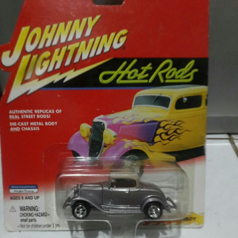 Johnny Lightning Hot Rods 1932 Ford Hiboy Lavender