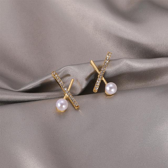 Sterling silver jarum Korea fashion komuter gaya dasar cross geometris pearl stud earrings all-match