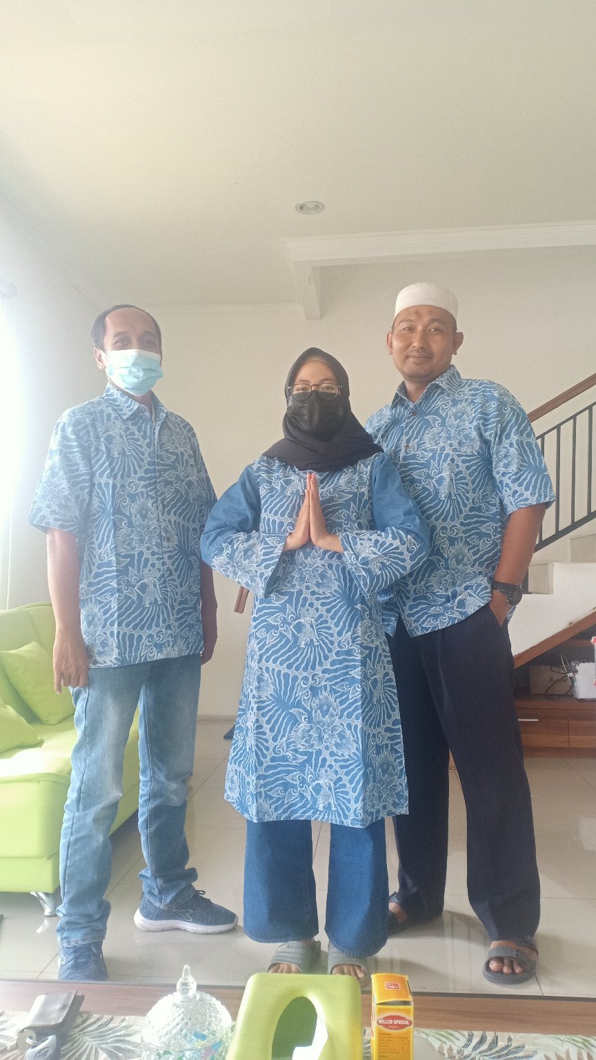 Tunik Batik Wanita M L Xl Xxl Terbaru Tunik Batik Jeans Wanita Fashion Wanita Jumbo - Dn Batik