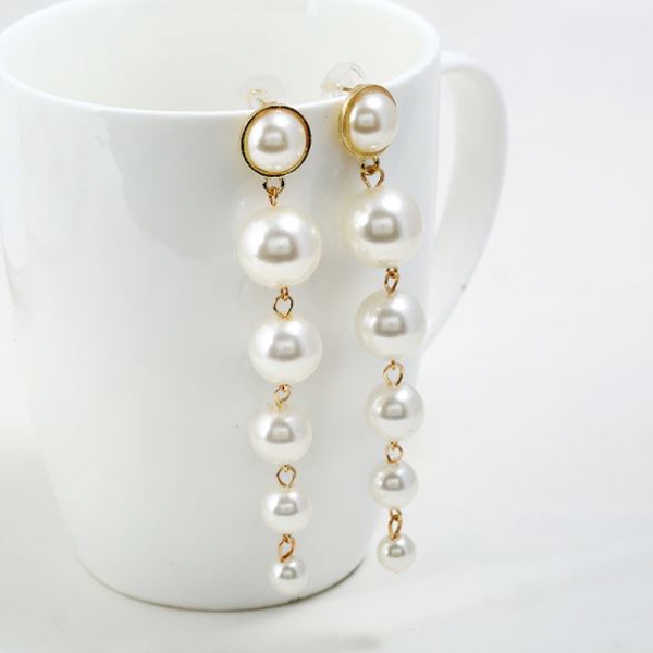 anting panjang mutiara simple long pearl earrings(2J1) jan216