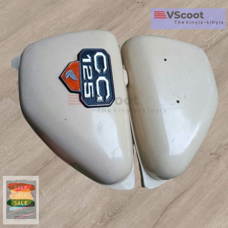 Honda CG125 not CB125 Kempol Tutup Aki Sidecover Side Panel Original