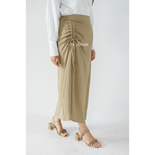 𝐁𝐘 𝐀𝐃𝐈𝐍𝐃𝐀 Tamara Skirt - Rok Serut Casual Flowy Crinkle Skirt Airflow Midi Maxi Ruched - Rok Wanita Korean look
