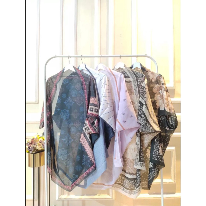 OUTER SCARF CARDIGAN PREMIUM VIRAL MOTIF KEKINIAN / TANPA PO / READY COD / Outer Mono Hitam Series / Outer Scarf Premium / Outer Wear / Outer Wanita / Outer Terbaru 2022 Kekinian / Outer Muslim Wanita / Outer Cardigan Premium-1